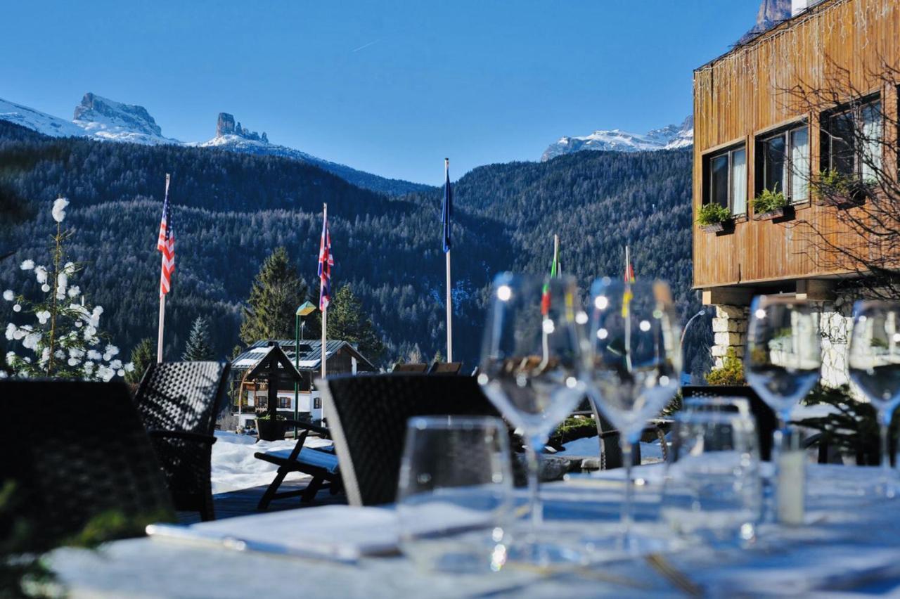 Hotel Mirage Cortina dʼAmpezzo Exterior foto