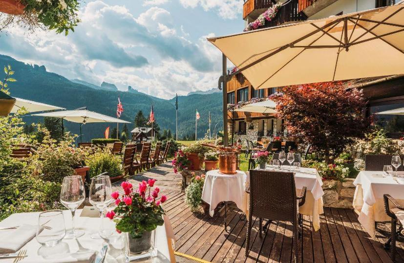 Hotel Mirage Cortina dʼAmpezzo Exterior foto