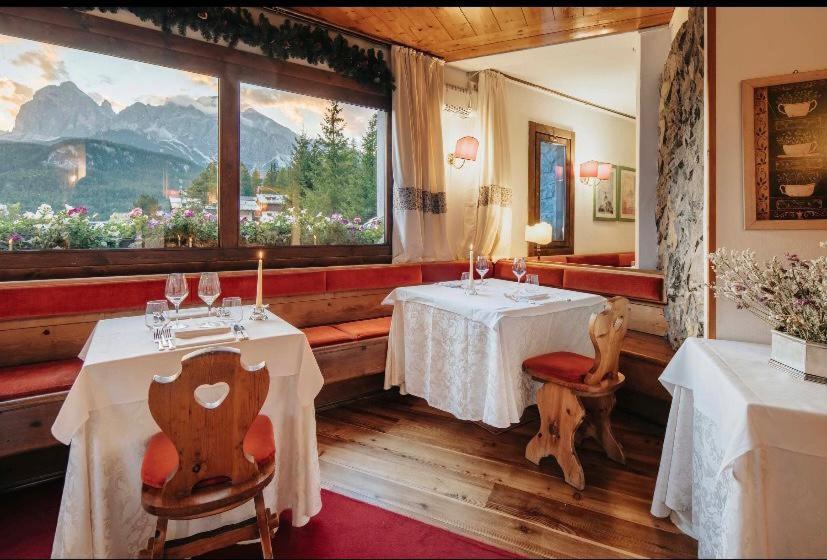 Hotel Mirage Cortina dʼAmpezzo Exterior foto